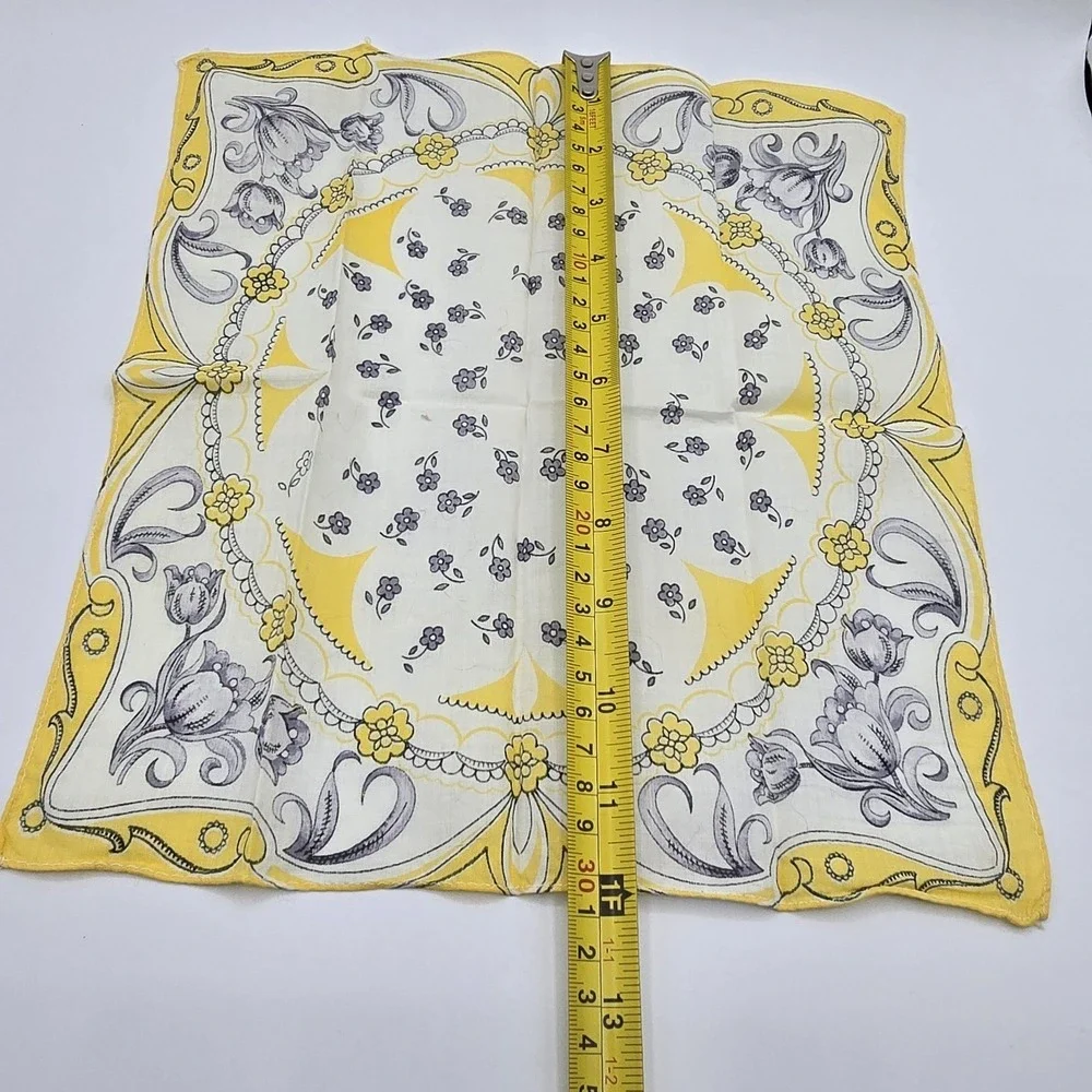 Vintage FLOWERS Ladies‎ Handkerchief Hanky Floral Yellow
